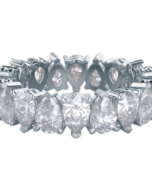 Pear cut diamond ring